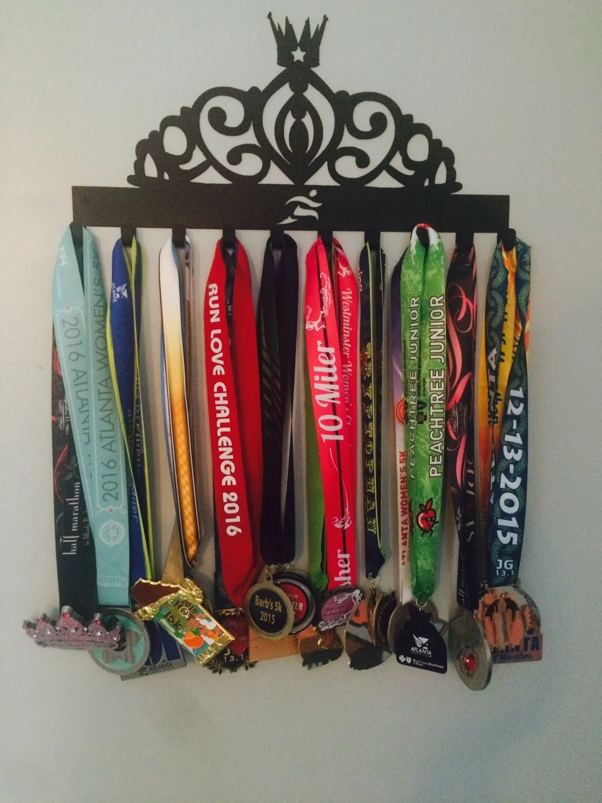 How to display race medals
