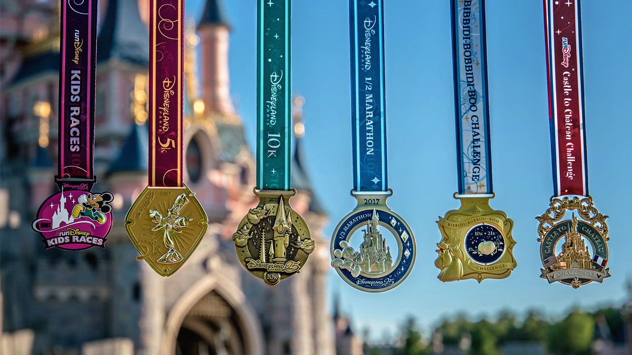 Disneyland Paris Half Marathon Medals, 2017 Disneyland Paris half marathon, Disneyland Paris