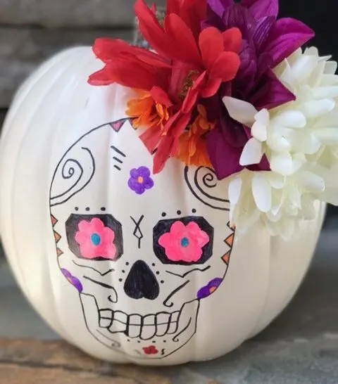 Sugar Skull Pumpkin, Sugar Skull Pumpkin Craft, Sugar Skull Craft, Sugar Skulls, Disney Blogger, Disney Pixar COCO, COCO Craft