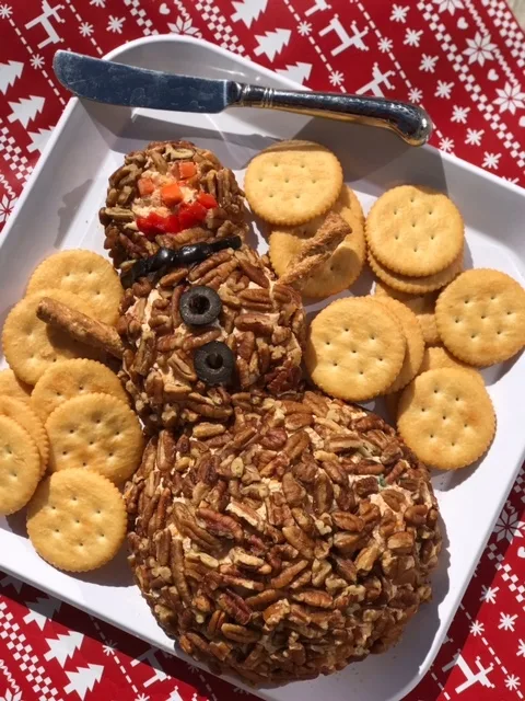 Christmas cheeseball