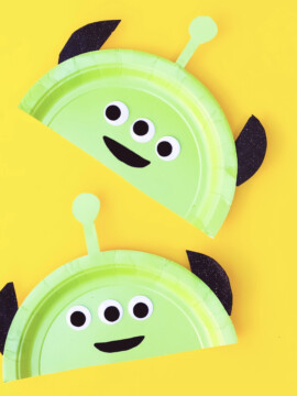 Toy Story Alien Craft, Toy Story Alien Preschool Craft, Toy Story Land, Toy Story Craft