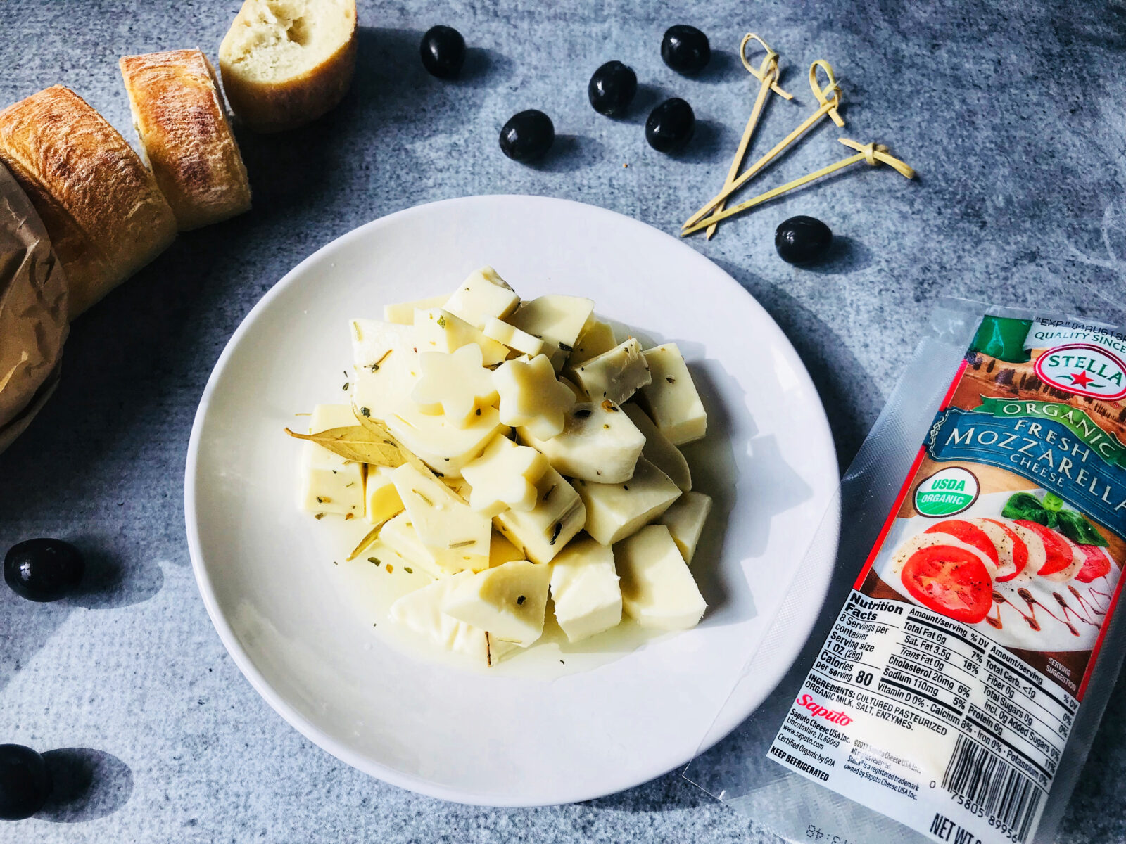 Easy Marinated Mozzarella Appetizer, Marinated Mozzarella Appetizer