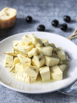 Easy Marinated Mozzarella Appetizer, Marinated Mozzarella Appetizer