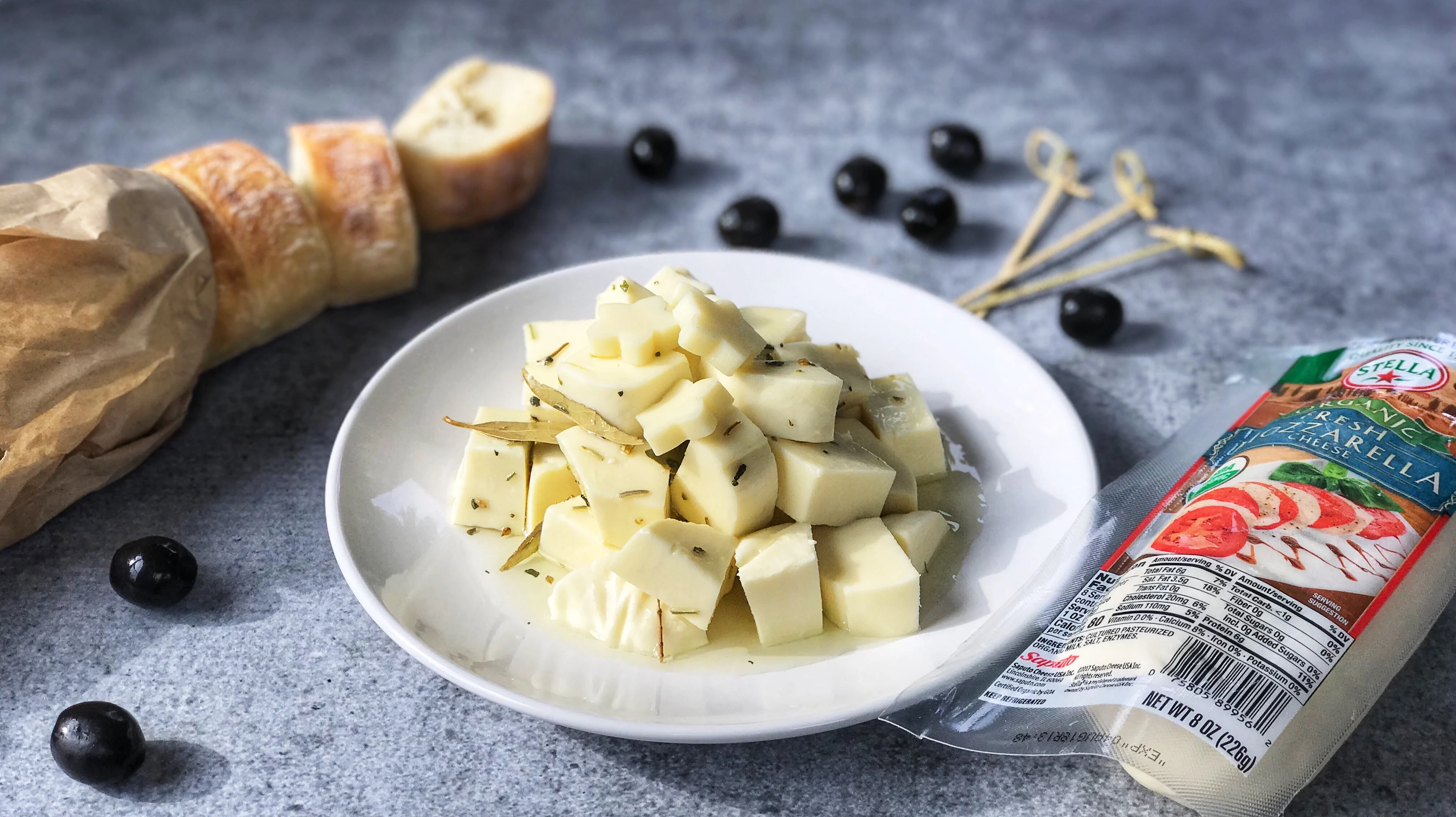 Easy Marinated Mozzarella Appetizer, Marinated Mozzarella Appetizer