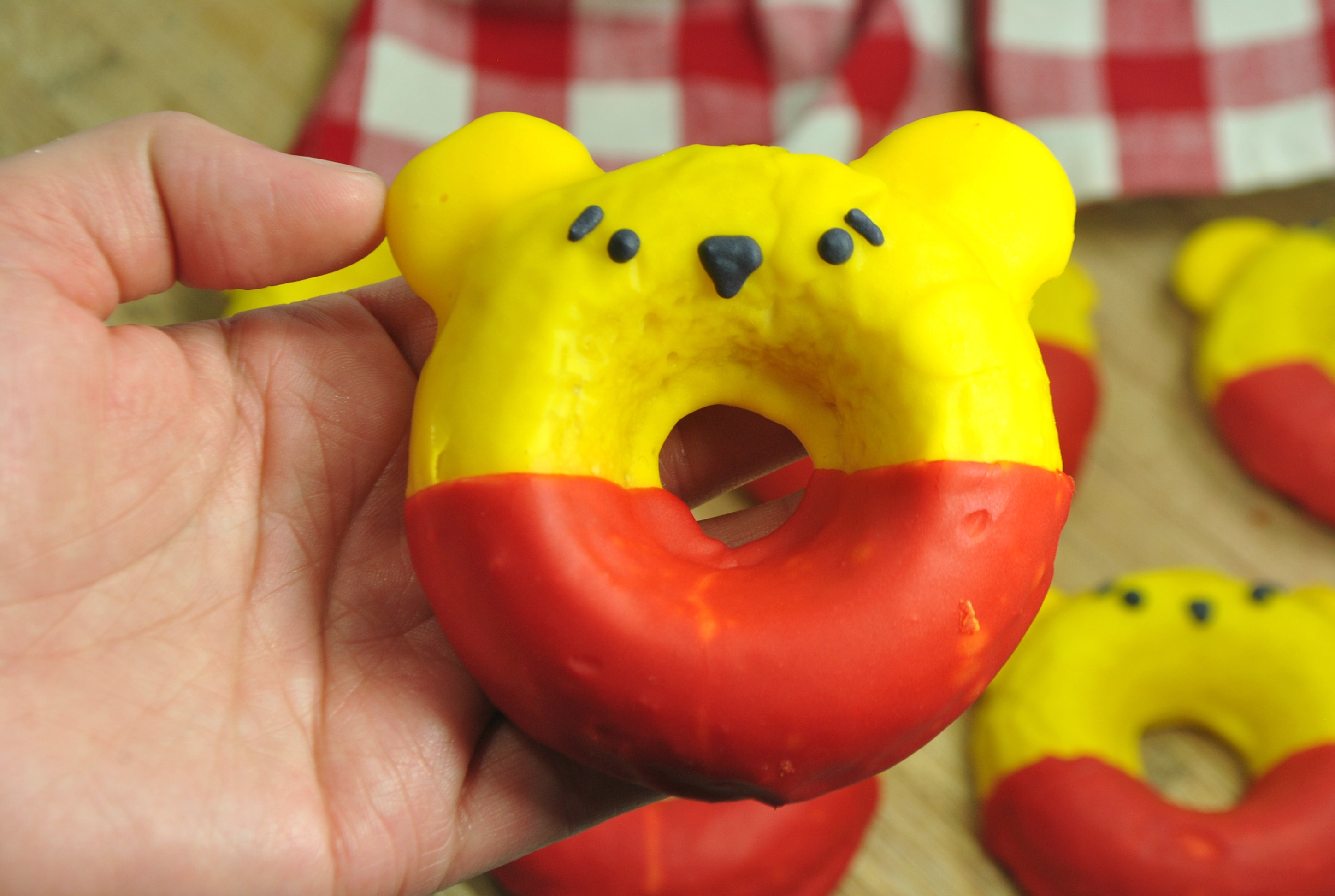 Winnie The Pooh Donuts, Winnie the Pooh, Christopher Robin Movie, Christopher Robin