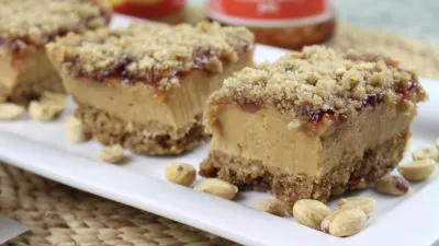 Peanut Butter and Jelly Pretzel Bars, Peanut Butter and Jelly Bars, Dessert Bars Recipe, Dessert Recipe, Easy Dessert Recipe