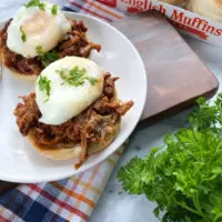 Pot Belly Eggs Benedict, Bays English Muffins, Benedict Recipe, Eggs Benedict Recipe, Brunch, Brunch Recipe