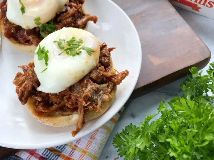 Pot Belly Eggs Benedict, Bays English Muffins, Benedict Recipe, Eggs Benedict Recipe, Brunch, Brunch Recipe
