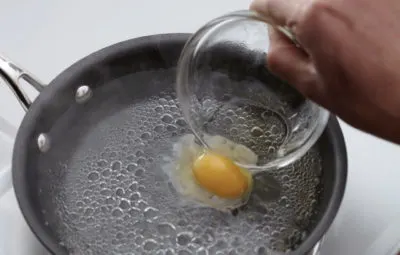 Pot Belly Eggs Benedict, Bays English Muffins, Benedict Recipe, Eggs Benedict Recipe, Brunch, Brunch Recipe