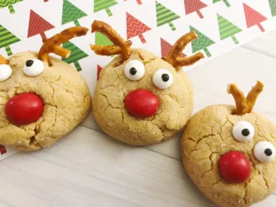 Peanut Butter Blossoms, Easy Christmas Cookies, Christmas Reindeer Cookies, Easy Christmas Cookies