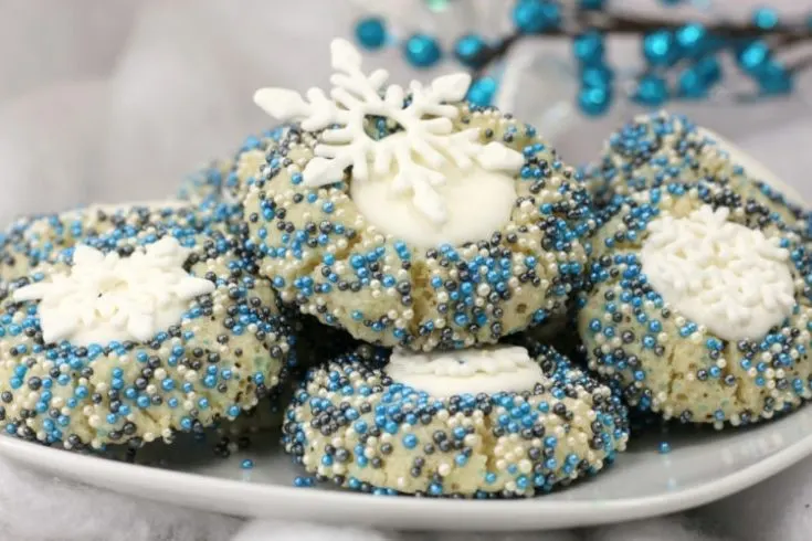 Disney's Frozen Snowflake Cookies | Sprinkle Christmas Cookie