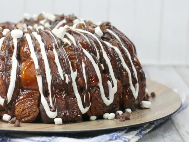Hot Cocoa Monkey Bread, Easy Monkey Bread Recipe, Tear-apart Monkey Bread, Breakfast, Brunch, Easy Monkey Bread