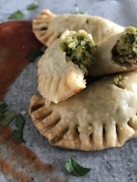 Brasciole filling, Italian Appetizer, Italian Food, Hand pie recipe, mini pies, easy pie recipe