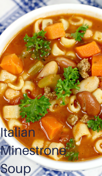 Minestrone Soup: Keep dinner heart and warm with this easy Minestrone Soup recipe! It's the perfect one-bowl dinner idea. #MinestroneSoup #SoupRecipe #Soup #ItalianSoup