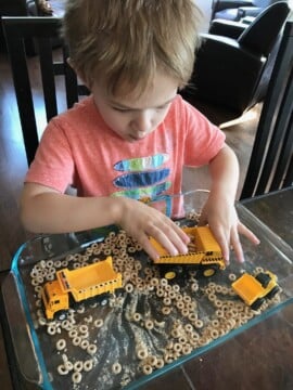 Rainy Day Kids Activities, Rainy Day Activities For Toddlers, Rainy Day Activities, Kids Play Ideas