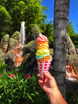 Volcano Bay Food Options, Volcano Bay Cocktails, Volcano Bay Food & Drink, Universal Orlando Volcano Bay Food