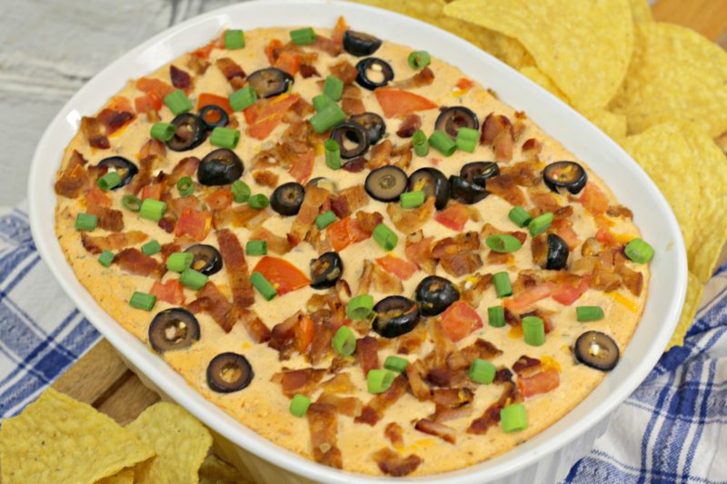 The Yummiest Hot Bacon Cheddar Dip With Cream Cheese