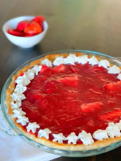 old fashioned strawberry pie, strawberry pie, easy strawberry pie, strawberry pie with glaze old fashioned strawberry pie, strawberry pie, easy strawberry pie, strawberry pie with glaze