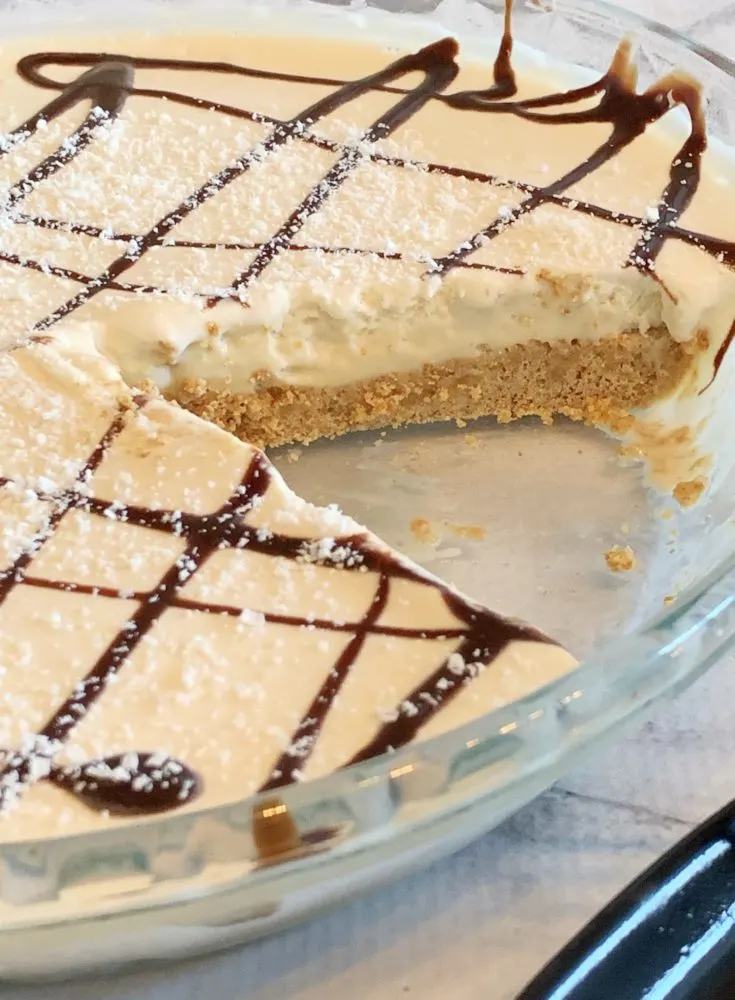 Easy Frozen Brandy Alexander Pie Recipe, Brandy Alexander, Summer Pie Recipe, Ice Cream Pie Recipe, Frozen Pie Recipe