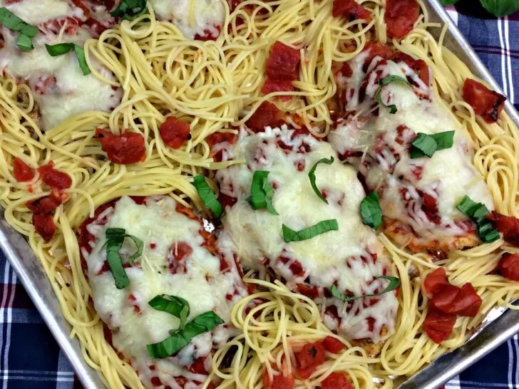 Chicken Parmesan, Easy Chicken Parmesan Recipe, One Pan Chicken Parmesan, Sheet Pan Dinner, Sheet Pan Chicken Parmesan
