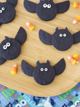 No Bake Halloween Cookies, Halloween Cookies, Halloween Kids Cookies, Easy Halloween Treats, No Bake Halloween Cookies