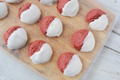 Red Velvet Cake Mix Cookies, Easy Red Velvet Cookies, Dipped Red Velvet Cookies, Cookies Made From Cake Mix Red Velvet Cake Mix Cookies, Easy Red Velvet Cookies, Dipped Red Velvet Cookies, Cookies Made From Cake Mix