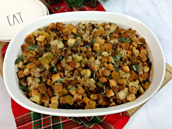 Apple Sausage Stuffing, Apple Sausage Thanksgiving Stuffing, Thanksgiving Dressing