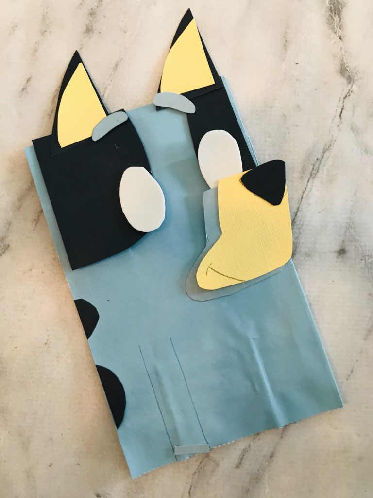 DIY Disney Junior Bluey Craft Puppets (VIDEO TUTORIAL)