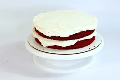 Red Velvet Cake, Red Velvet Dessert, How to Layer A Cake