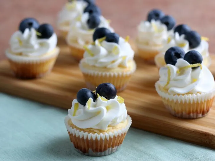 Mini Cheesecakes Recipe, Blueberry Lemon Cheesecake Bites, Cheesecake Bites, Easy Cheesecake Recipe