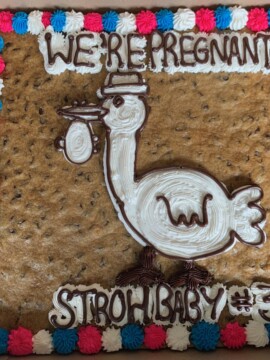 Cookie Cake Pregnancy Announcement, Cookie Cake Baby Announcement Idea