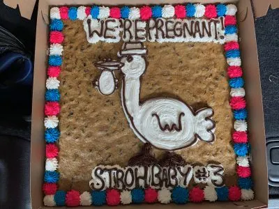 Cookie Cake Pregnancy Announcement, Cookie Cake Baby Announcement Idea