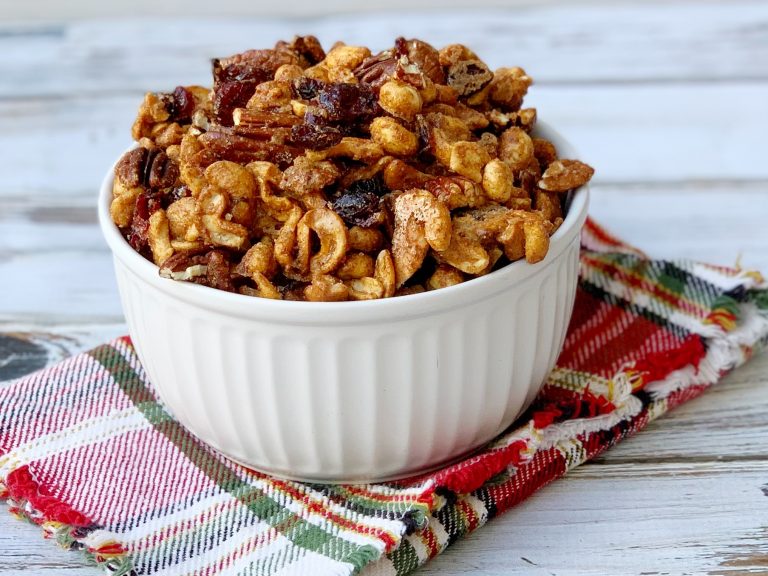 BEST Spiced Mixed Nuts Recipe (With A Touch Of Sweet)