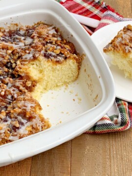 Christmas Cranberry Coffee Cake Recipe