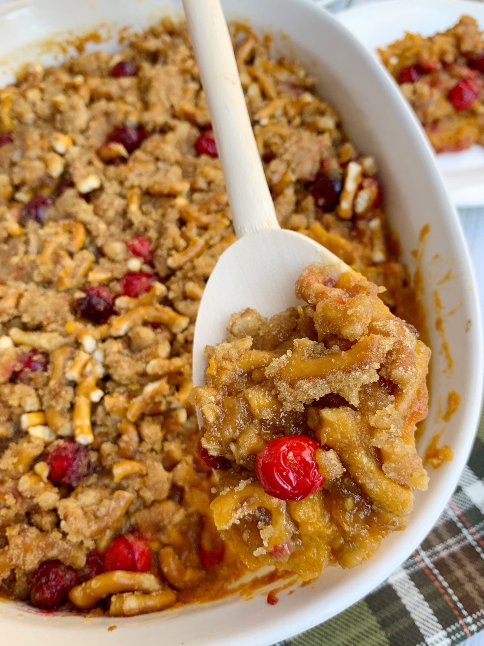 Pretzel Brown Sugar Sweet Potatoes Casserole Recipe