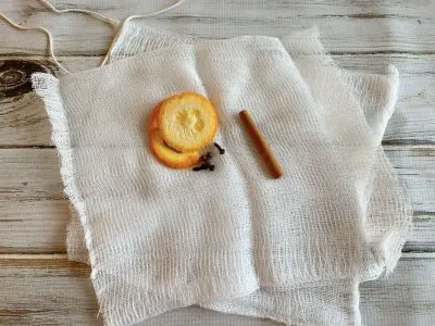 Making Your Spice Bag With Cheese Cloth