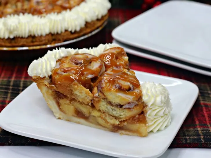 Cinnamon Roll Apple Pie Recipe