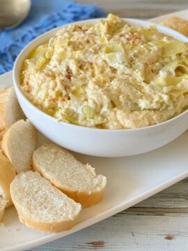 Creamy Artichoke Slow Cooker Dip Recipe