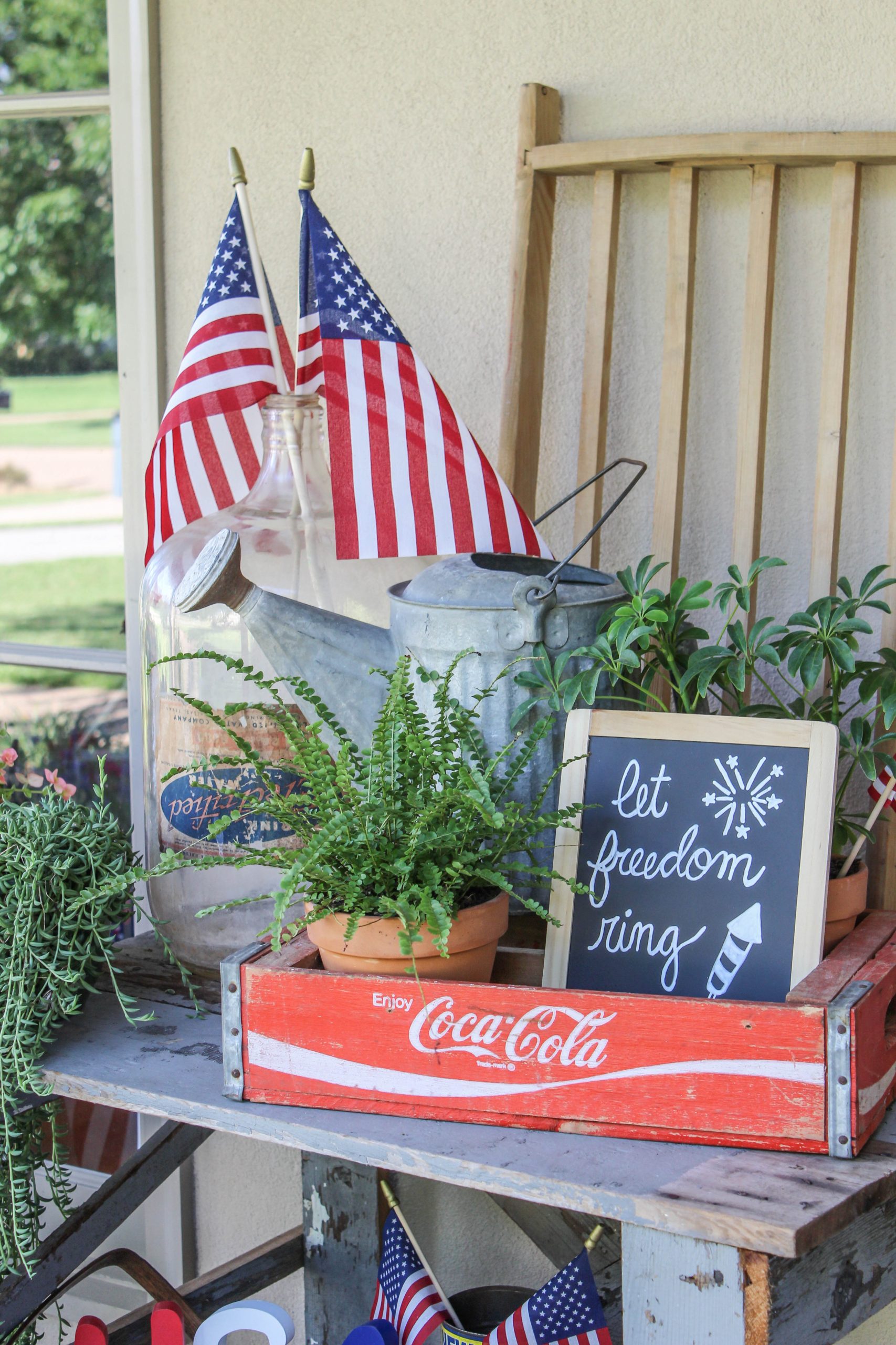 21 Patriotic Front Porch Decorating Ideas For Summer