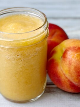 How to make homemade peach puree for cocktails and drinks