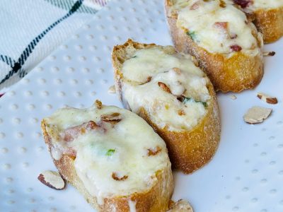 Finished bacon almond cheese crostini