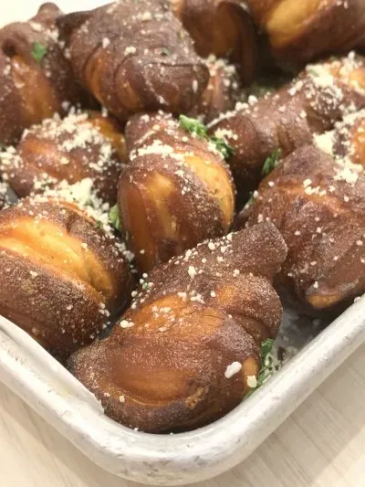 Pretzel Bites appetizer at Macon Brewery