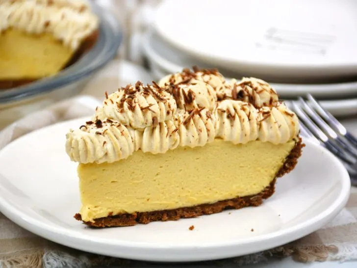 No-Bake Honey Whiskey Pie Recipe