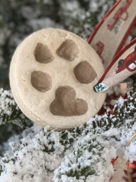 How to make a homemade paw print Christmas ornament
