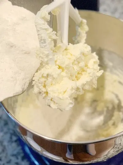 Adding dry ingredients to batter