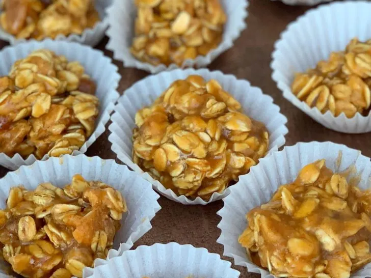 No-bake butterscotch oat cookies