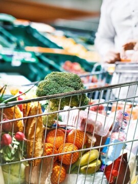 Saving money on groceries during inflation