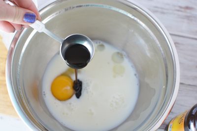 Molasses and wet ingredients 