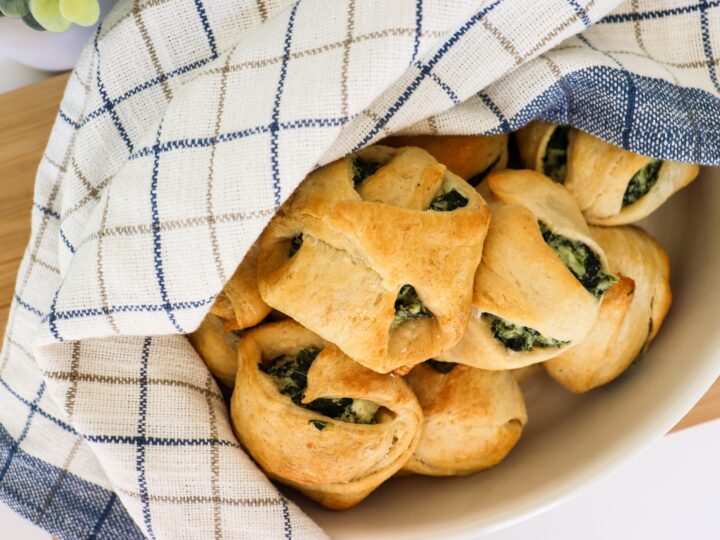 Spinach Crescent Roll Appetizer For Christmas
