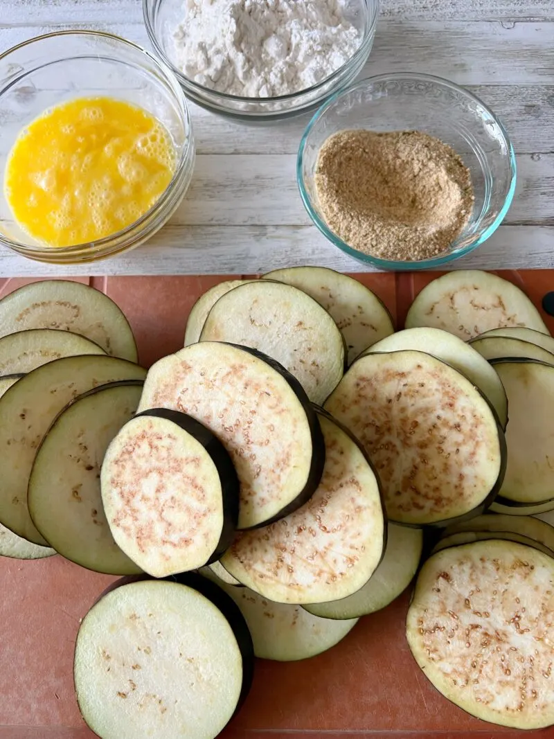Sliced eggplant with frying ingredients